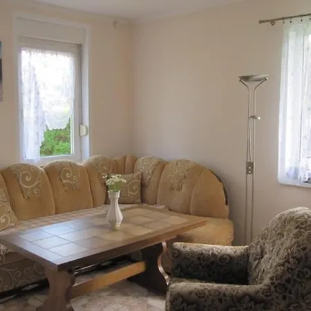 Caloroczny Dom Nad Morzem Lägenhet Rusinowo (Slawno)